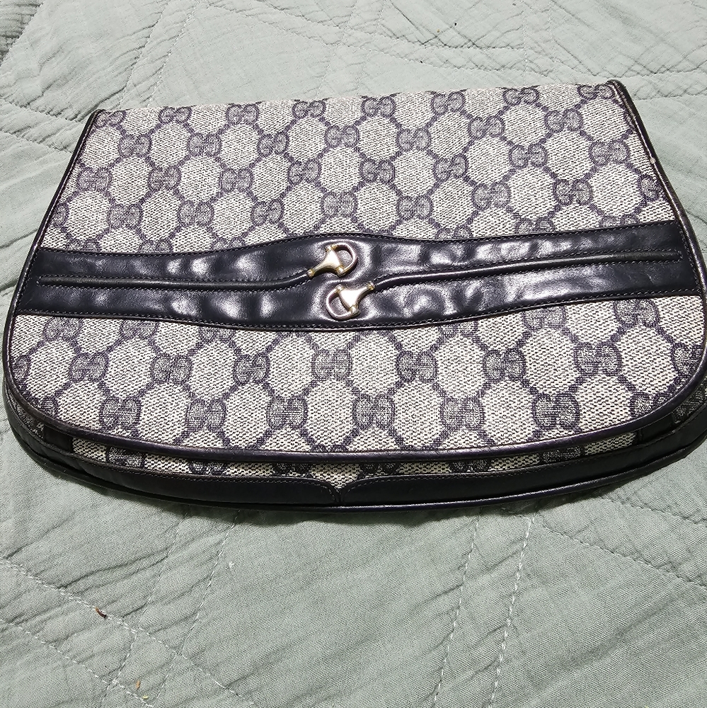 Vintage Gucci Clutch